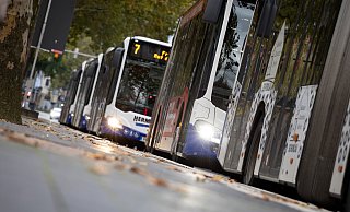 Der Busverkehr soll im Kreis Paderborn attraktiver gemacht. Eine Strukturreform beträfe auch die Stadt Paderborn und den Padersprinter. - Niklas Tüns