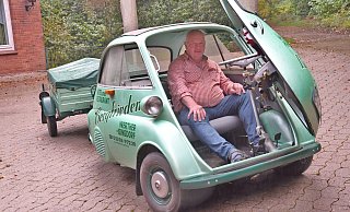 Dirk Wulfmeier vom Bergfrieden und seine Isetta sind in Werther stadtbekannt. - Jonas Damme