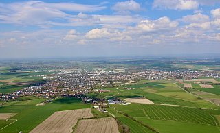 Zusammenhalt, idyllische Lage und wirtschaftliche Stärke zeichnen das Paderborner Land, hier ein Blick auf Salzkotten, aus. - Jens Reddeker Zusammenhalt, idyllische Lage und wirtschaftliche Stärke zeichnen das Paderborner Land, hier ein Blick auf Salzkotten, aus. - Jens Reddeker