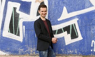 Dominic Hallau will für die Grünen ins OB-Rennen gehen - mit einem Kernthema der Grünen. - Grüne Dominic Hallau will für die Grünen ins OB-Rennen gehen - mit einem Kernthema der Grünen. - Grüne