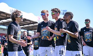 Die Amerikaner Mael Corboz (mit Julian Kania und Maximilian Grosser) und Isaiah Young (v. l.) sind die New-Jersey-Connection bei Arminia Bielefeld. - Teresa Kroeger/RHR-FOTO Die Amerikaner Mael Corboz (mit Julian Kania und Maximilian Grosser) und Isaiah Young (v. l.) sind die New-Jersey-Connection bei Arminia Bielefeld. - Teresa Kroeger/RHR-FOTO