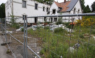 Über Jahre ein Problempunkt: Die Boredellruine an der B 239. Im Herbst 2020 war das Gebäude in Brand gesteckt worden. - Privat Über Jahre ein Problempunkt: Die Boredellruine an der B 239. Im Herbst 2020 war das Gebäude in Brand gesteckt worden. - Privat