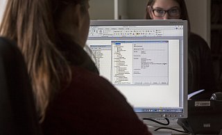 Im Zuge von Ermittlungen haben Beamte es oft mit großen Datenmengen zutun. - picture alliance / photothek