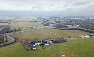 In diesem Bereich an der B1 und A33-Anschlussstelle Paderborn-Zentrum könnte die Multifunktionsarena neben einem geplanten Baseball-Stadion entstehen. - Niklas Tüns