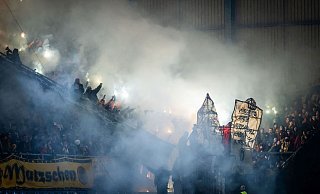 Die Dynamo-Fans aus Dresden gelten gegenüber der Bielefelder Fanszene als rivalisierend bis verfeindet. - Sarah Jonek