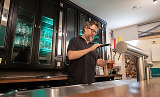 Oliver Vogt, der neue Betreiber des Limericks am Paderberg in Paderborn, will an die alte Limme-Zeit anküpfen. - Niklas Tüns