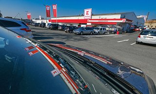 Auf dem Parkplatz des Kaufland-Supermarktes zwischen Gütersloher Straße und Brockhagener Straße ist ein 14-jähriger Bielefelder bewusstlos getreten worden. - Andreas Zobe