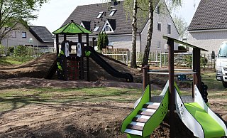 Noch ist auf dem Spielplatz Gellertstraße nicht alles fertig. Die Spielgeräte, die schon stehen, machen mit Farbe und Form aber schon einmal einen guten Eindruck. - Judith Gladow
