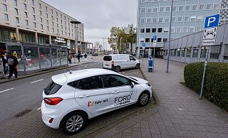 An der Paderborner Bahnhofstraße, in Höhe der Agentur für Arbeit, befindet sich ein Carsharing-Standort. - Niklas Tüns