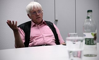 Hermann Ottensmeier, Bürgermeisterkandidat der Löhner Bürger-Allianz, beim Bewerbungsgespräch in der NW-Redaktion. - Felix Eisele Hermann Ottensmeier, Bürgermeisterkandidat der Löhner Bürger-Allianz, beim Bewerbungsgespräch in der NW-Redaktion. - Felix Eisele