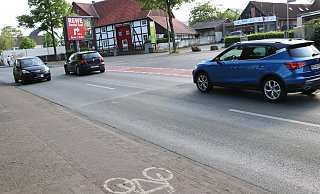 Die Arbeiten an der Kreuzung Gesselner Straße/Von-Ketteler-Straße/Sander Straße neigen sich dem Ende entgegen - es fehlt noch der neue Asphalt. - Holger Kosbab