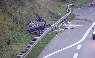 Aufgrund eines schweren Verkehrsunfalls war die A33 bei Bielefeld voll gesperrt. - Paul Brinkmann