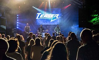 Vor rund drei Jahren fand das letzte Bergfest statt – unter anderem mit der Mindener Band "Teaser". - Dorfgemeinschaft "Wir im Eggetal"