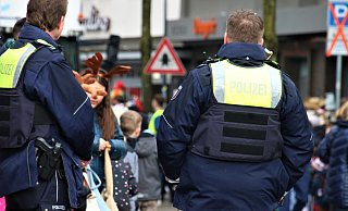 Die Polizei zieht nach Rosenmontag eine erste Bilanz für die Karnevalsveranstaltungen im Kreis Paderborn. - Rajkumar Mukherjee