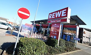 Auf dem Areal hinter dem Rewe-Markt in Paderborn-Elsen soll die neue Rossmann-Filiale entstehen. - Rajkumar Mukherjee