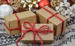 Auch eine wiederverwendbare oder recycelte Verpackung kann zu einem nachhaltigen Weihnachten beitragen. - Symbolbild: Pixabay