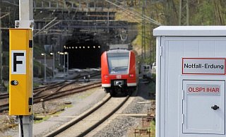 Im Rehbergtunnel ist eine Oberleitung gerissen - das sorgt derzeit für Probleme im Zugverkehr. - DB Systel GmbH (Archivbild)