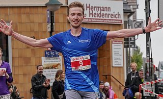 Niklas Drunagel von der SV Brackwede gewann den Böckstiegellauf mit Ziel in Werther sicher. - Gunnar Feicht