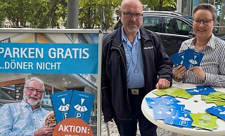 Bei einer Aktion im Rahmen der neuen Imagekampagne wurden auf dem Espelkamper Wochenmarkt Parkscheiben mit Espelkamp Motiv verteilt. Auf dem Bild sind der Außendienstmitarbeiter vom Ordnungsamt Horst Katenbrink sowie Petra Dax von der Stadt Espelkamp zu sehen. - Stadtmarketing