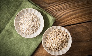 Graupen punkten mit deutlich mehr Ballaststoffen als Reis. - Christin Klose/dpa-tmn