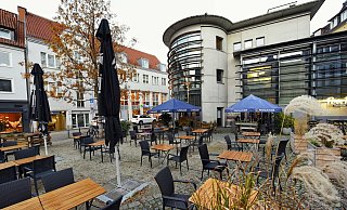 Wann dürfen Gaststätten wieder öffnen? Die Stadt erlässt jetzt zumindest die Sondernutzungsgebühren für Außenplätze bis Jahresende. - Barbara Franke