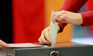 Vor der Bundestagswahl: Mit ihren Anträgen zur Migration hat die CDU eine politische Debatte ausgelöst, die von Berlin bis in den Mühlenkreis reicht. - dpa