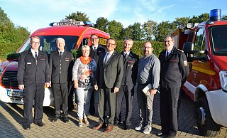 Ihren Geburtstag feierte die Löschgruppe der Freiwilligen Feuerwehr mit befreundeten Wehren und einer Fahrzeugsegnung. - Silke Riethmüller