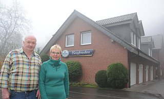 Dirk und Cornelia Wulfmeier führen den Bergfrieden jetzt in der vierten Generation. Doch schweren Herzens haben sie sich jetzt dazu entschlossen, den Restaurantbetrieb zum 1. Juli 2024 einzustellen. - Anja Hanneforth