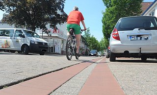 Die UfR-Fraktion möchte, dass die Straßen in der Rahdener Innenstadt wie hier die Steinstraße zu Fahrradstraßen umgewidmet werden. - Joern Spreen-Ledebur