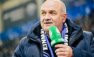 SCP-Präsident Thomas Sagel, der hier vor dem Pokalspiel gegen Stuttgart ein TV-Interview gibt, war am Samstag mit der Leistung seiner Mannschaft in der ersten Halbzeit gar nicht einverstanden. - Besim Mazhiqi