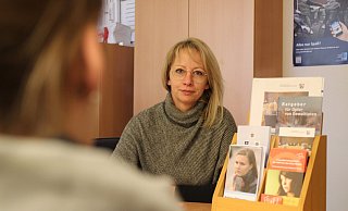 Opferschutzbeauftragte Judith Fabeck ist für die Opfer sexualisierter und häuslicher Gewalt im Kreis Höxter da. - Jan-Henrik Gerdener