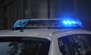 Die Polizei stellte das Verursacher-Fahrzeug - einen defekten Lkw. - Symbolfoto/Pixabay