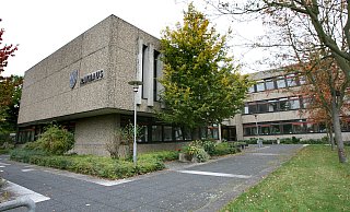 Aufgrund der steigenden Zahlen trifft sich der Krisenstab im Hiddenhauser Rathaus fortan wieder häufiger. - Frank-Michael Kiel-Steinkamp