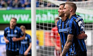 Beim 3:0-Heimsieg gegen Regensburg hatte Felix Platte (r.) als Joker den 3:0-Treffer von Marvin Pieringer (2. v. r.) vorbereitet. In Fürth dürfte der SCP-Stürmer in die Startelf zurückkehren. - Imago Images