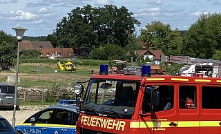 Der Rettungshubschrauber und die drei Notarztwagen verließen am 28. Juli 2022 gegen 12.30 Uhr wieder das Gelände. - Matthias Foede