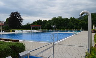 Das Freibad Beverungen: Ab kommenden Sommer sollen die Preise für den Eintritt erhöht werden. - Nicole Fischer
