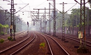 Tragischer Unfall an der Bahnstrecke zwischen Bielefeld und Herford. - Symbolfoto