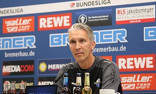 Paderborns Co-Trainer Frank Kaspari stand am Freitag bei der Pressekonferenz zum Nürnberg-Spiel Rede und Antwort. Allerdings durfte er sich nicht zu allen Themen äußern. - Frank Beineke