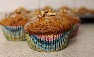 Kleine Leckerei: Muffins mit Karotten und Ahornsirup. - Foto: Carina Chmielinski
