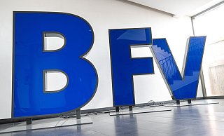 Der BFV ermittelt nach Drohungen gegen einen zwölf Jahre alten Schiedsrichter. - Peter Kneffel/dpa