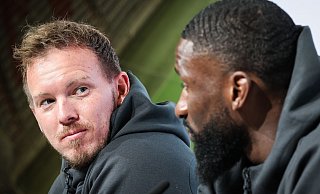 Julian Nagelsmann (l.) kann gegen die Niederlande ein Etappenziel erreichen. - Christian Charisius/dpa