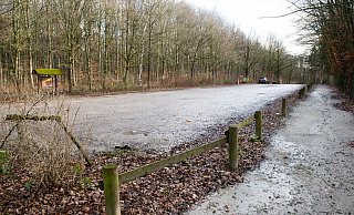 Rund 90.000 Besucher hatte der Tierpark 2019. Entsprechend hoch ist der Parkdruck an der Stadtholzstraße. - Ralf Bittner