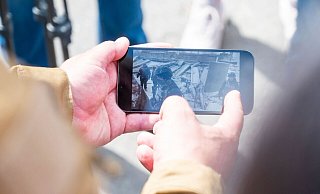 Die Bundeswehr organisiert politische Bildung für Soldaten. - Christophe Gateau/dpa