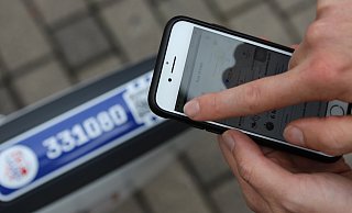App laden, einscannen, ausleihen: Das Oeynrad startet. Das Mietfahrradsystem der Stadt, der Stadtwerke und der Radstation ist ab sofort einsetzbar. - Ulf Hanke