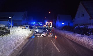 Die Autos waren nach dem Unfall nicht mehr fahrbereit. - Polizei