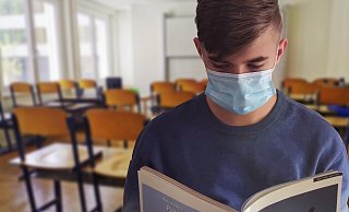 Eigentlich wollte die Stadt Enger mobile Luftfiltergeräte für Klassenräume anschaffen. - Pixabay