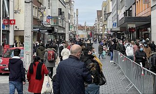 Besonders hoch ist der Andrang auf das Bielefelder Shoppingcenter Loom. - Stefan Gerold