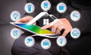 Smart Home: Mit einem elektronischen Bedienelement lassen sich Temperatur, Licht und weitere Einstellungen in einem Haus zentral regeln. - Pixabay (Symbolfoto)