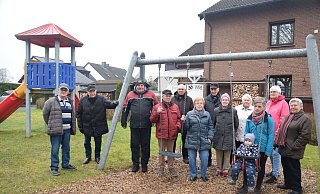Anwohner und Nachbarn setzen sich dafür ein, dass der Spielplatz in der Straße "Im Reitstiegel" erhalten bleibt. - Mareike Patock