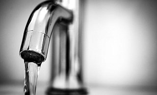 Einige Städte in OWL rufen zum Wasser sparen auf und drohen mit Bußgeldern. - Pixabay